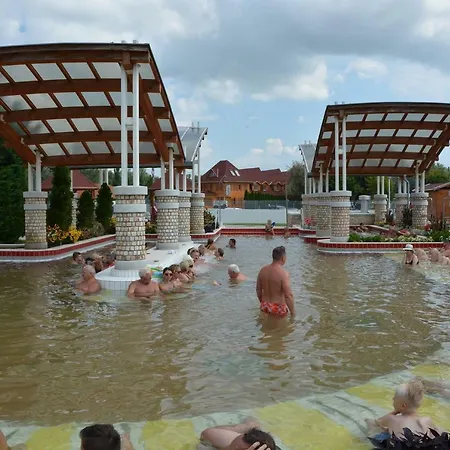 Aqua Apartamento Tiszaújváros